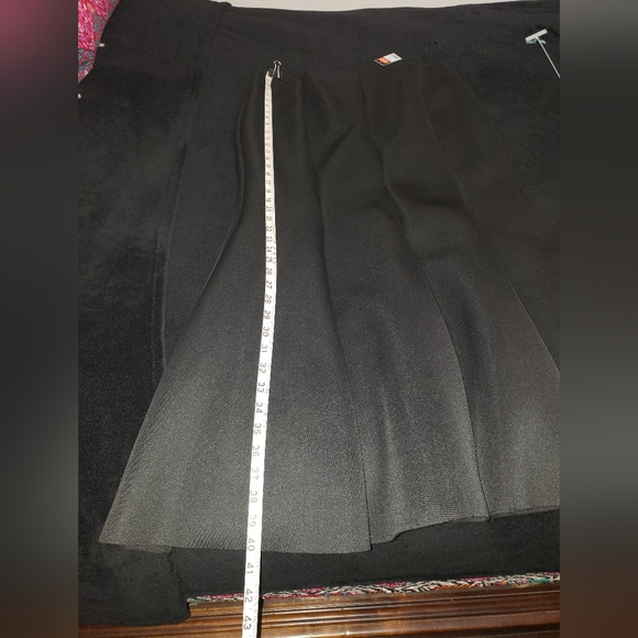 New with tags fit and flare skirt - Picture 8 of 8